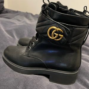 Authentic Gucci Women's ankle boot with Double G size 41 (Euro)